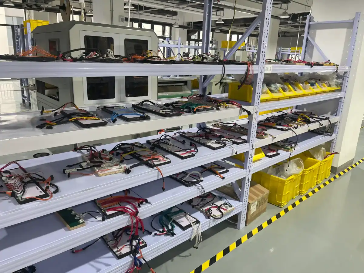 Tablero de Ensamble para Arneses: Fixtures y Poka-Yoke